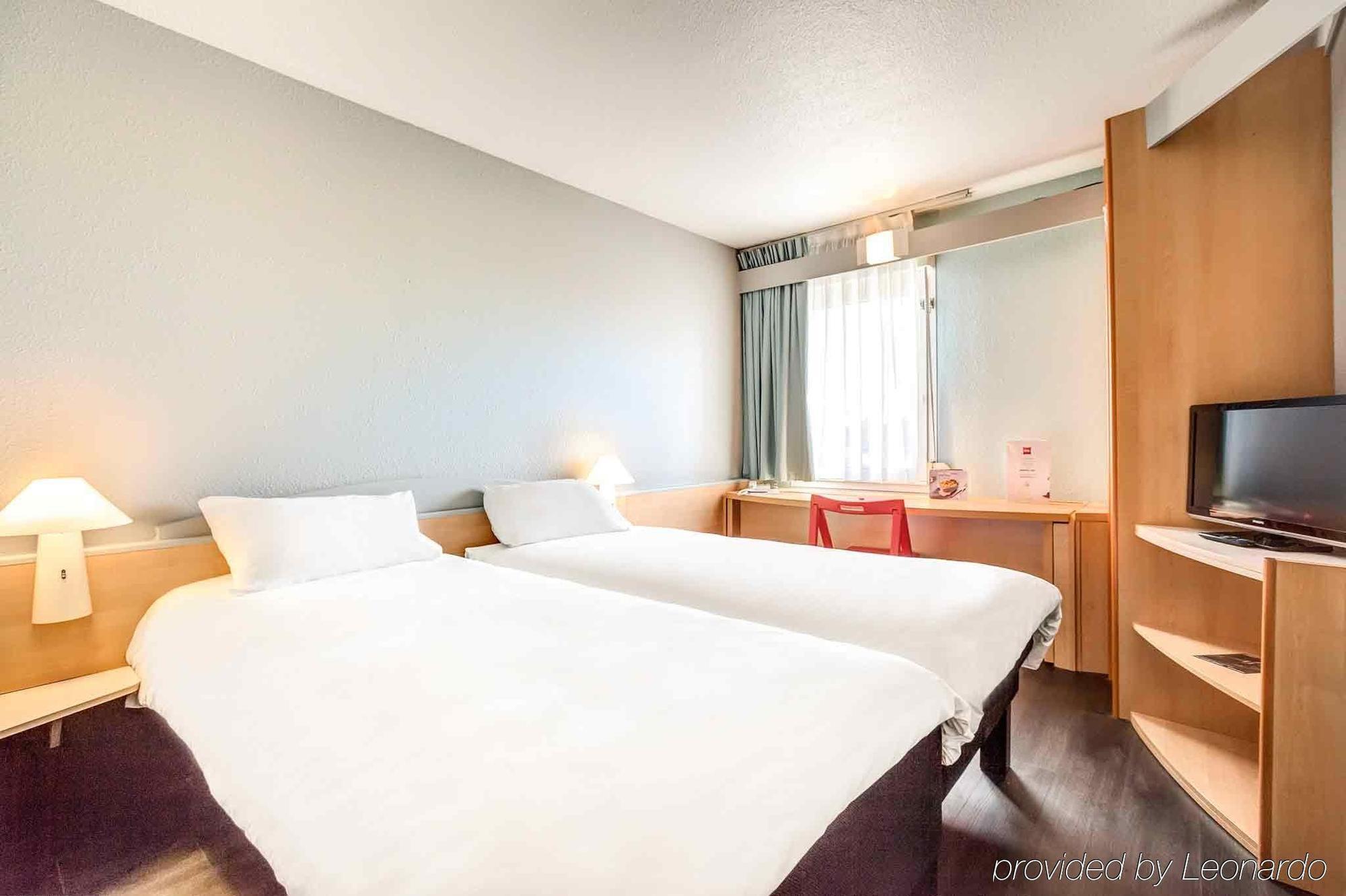 Ibis Agen Centre Gare Hotel Kültér fotó